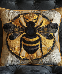 golden hive quilted pillow case ncu0nt018 8xpmy.png