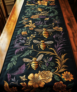 bee bliss quilted table runner ncu0dk4237 3zjf5.png