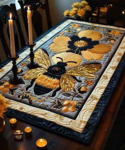 bee majesty quilted table runner ncu0th048 dmr0z.png