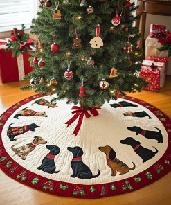 merry dachshund dreams chritstmas quilted tree skirt ncu0dv1328 lp1az.png