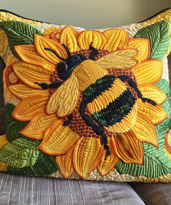 sunflower buzz quilted pillow case ncu0nt009 lkh76.png